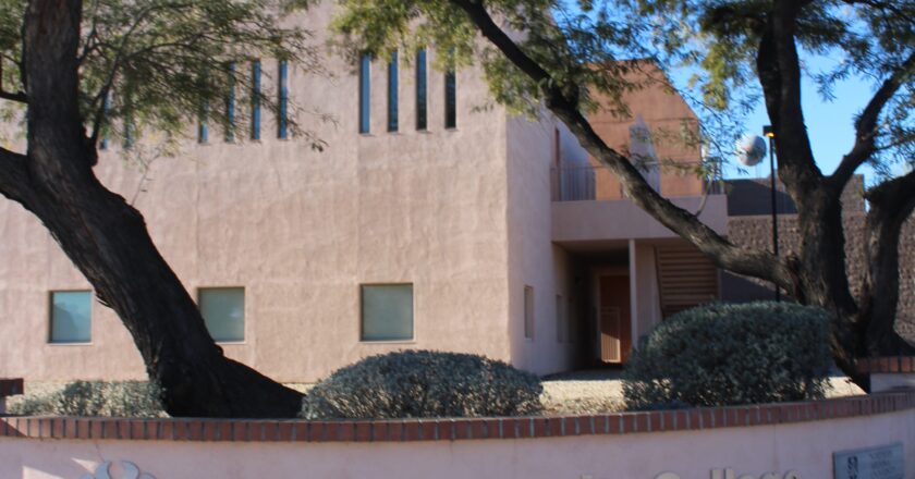 Pima College set to close Community Campus