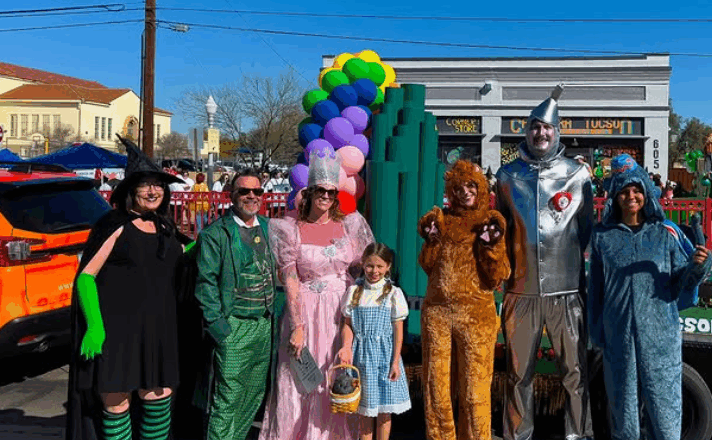 Paws, Claws, and Oz take over 4th Avenue District